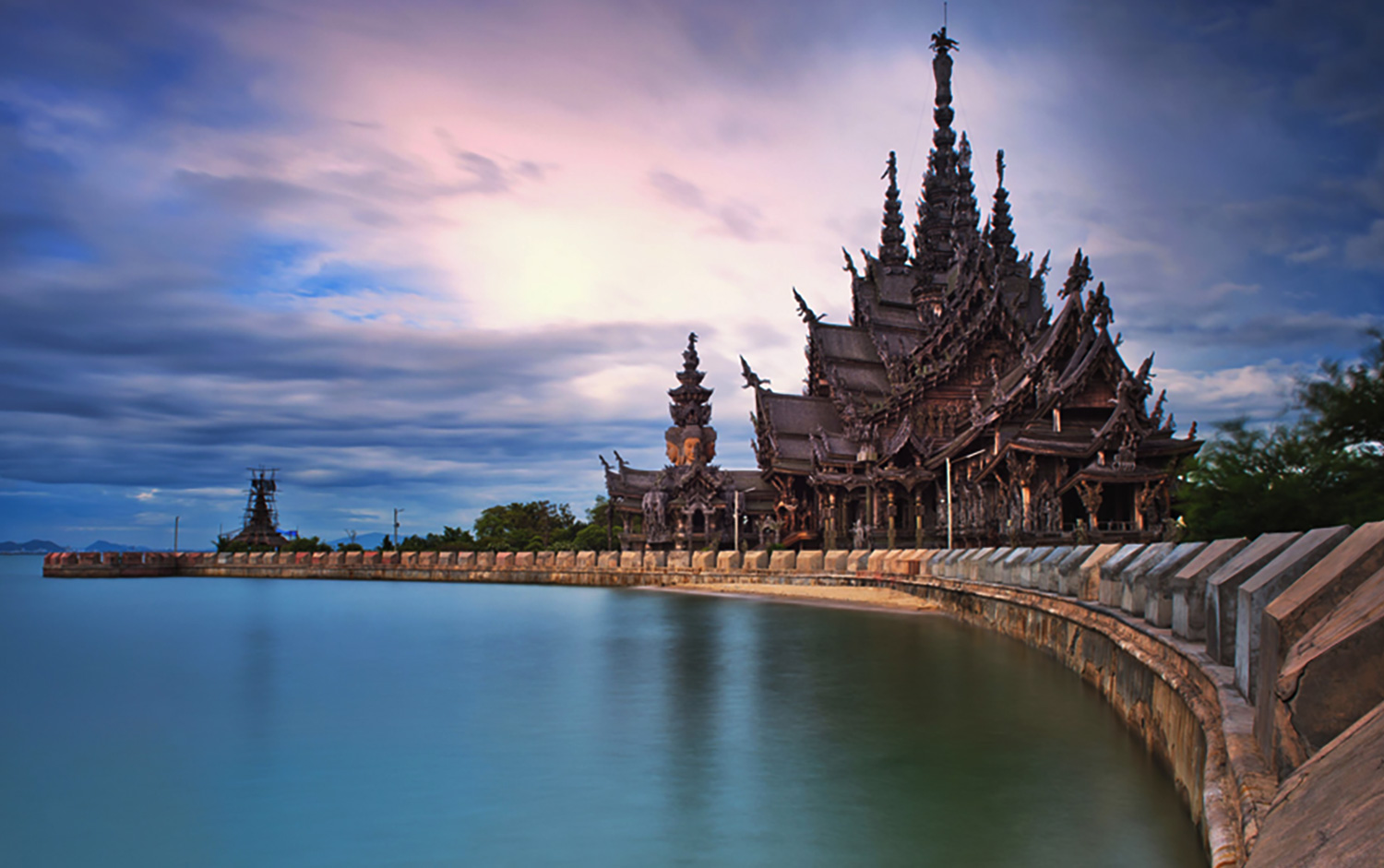 Naklua Beach Pattaya Thailand quiet shoreline with local atmosphere and peaceful sea view